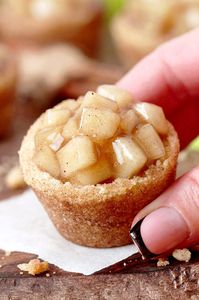 Snickerdoodle Apple Pie Bites – snickerdoodle mini cups filled with homemade apple pie filling are perfect small bites for all occasions. I like to prepare them for holidays because they look fancy on a holiday dessert plate and everyone loves their amazing taste. Do you like snickerdoodle cookies? I am a true fan.