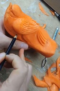 Amazing carving. A Sweet Potato transforms into a beautiful birdy. 🕊 #ad