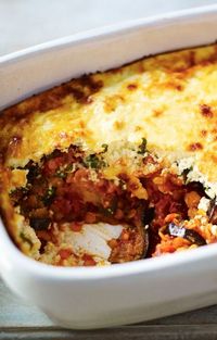 These winter recipes scream comfort food in all the best ways. If you're a fan of Mac and Cheese, pot pies, stews, and more than this is the article for you! #winterrecipes #comfortfood #yummyfood