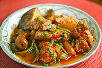 Green Beans with Pork and Potatoes In the Slow Cooker (Greece)