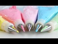Russian Ruffle Tips by The Icing Artist