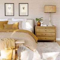 Ocres, marrones, calderas, verdes envejecidos... Tiñe tu dormitorio con los colores del otoño y verás cómo la calidez se multiplica. ¿Buscas ideas? Venimos cargados de ellas con esta selección de 60 dormitorios de otoño