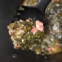 This recipe for Southern collard greens with smoked turkey is a classic Thanksgiving favorite. Crushed red pepper flakes add a spicy kick!