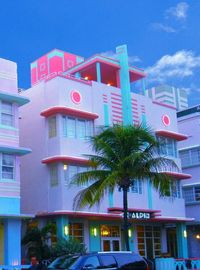 20 images that will transport you to Art Deco Miami