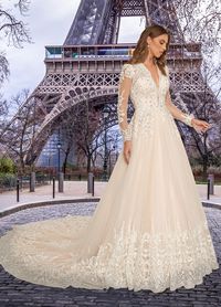 Style: 11927 | Ashley & Justin Bride
