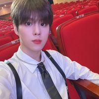 김우석 kim wooseok icon