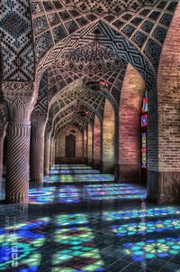 Fotografei Nasir-Ol-Molk, a mesquita mais bonita do mundo #mesquita #colorida #cor