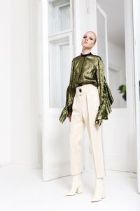 Get access to the best inspiration for fashion details with Pullcast. If you are curious, visit pullcast.eu