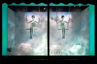symmetrical window display – Google-haku