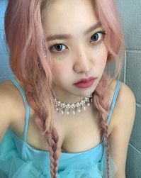 Yeri (@yerimiese) • Fotos y videos de Instagram