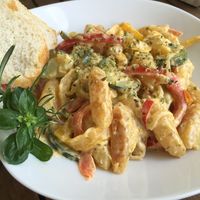 Cremige Schupfnudel-Gemüse-Pfanne Rezept zum Selbermachen - Familienrezepte zum Selberkochen und Backen.