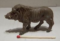 http://www.ebay.at/itm/DDR-Figur-Kunststoff-Wildtier-Zootier-Schwein-Warzenschwein-/361283055944?pt=LH_DefaultDomain_77