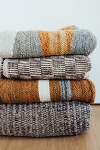 Pampa naturally dyed handwoven rugs, ethical & sustainable, made with love in Argentina.
