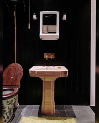 Small downstairs loo ideas | House & Garden