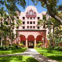 Its campy pink stucco exterior has made the Royal Hawaiian an icon on the Waikiki strip for 90 years. Though it doesn’t feel particularly Hawaiian, it does offer a shady seaside garden oasis, blending nostalgic relics and modern furnishings to meet contemporary expectations.