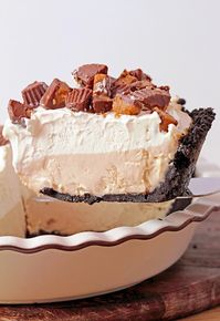Frozen Peanut Butter Cup Pie