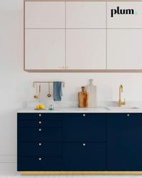 Entdecken Sie Plum. Wir bieten Fronten für Ihre Ikea Küche: Ideen für Ihre Küche, planen Sie Ihre Küche: Wir liefern Ideen für eine kleine Küche, Wohnküche Ideen, Küche aufpeppen, Küche pimpen und Küche Makeover. Inspiration für Ikea Küchen