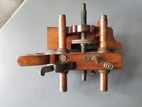 Exquisite Rosewood SANDUSKY No. 140 Center Wheel Plow Plane – Jim Bode Tools