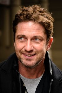 Cutie pie Gerard Butler