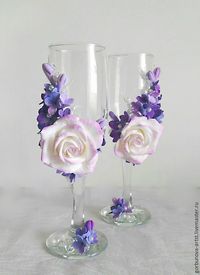 Бокалы для свадьбы, с сиренью и розами.
