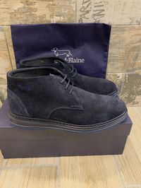 Vedi l' #offerta nel nostro #outlet #scarpe in camoscio per #uomo Harmont & Blaine con fondo in EVA ultraleggera al miglior prezzo scontato.