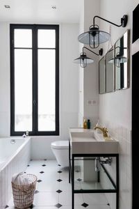 Les croisillons peuvent aussi vous donner un style moderne, actuel. Combinez-les avec des tons noirs pour une touche "moderne-chic".