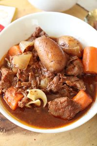 Easy Slow Cooker Beef Stew - Razzle Dazzle Life