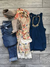 Floral Kimono Outfit –