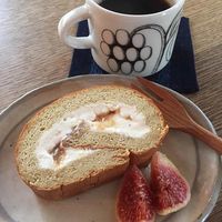 秋のおしゃれスイーツは「いちじく」で!旬をおいしく味わう食べ方アレンジ | おうちごはん