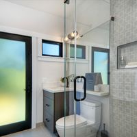 Bathroom #tile #shower #guestbathroom #bathroomideas #bathroom #vanity