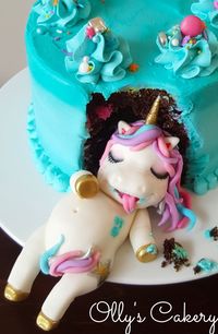 Fat unicorn cake by Amber Hohepa of Ollys Cakery