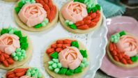 Buttercream Frosting Recipe #hutchfromtheoven