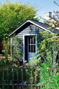 Pour les enfants ou le jardin, en bois ou en carton : découvrez toutes nos idées DIY pour faire une cabane