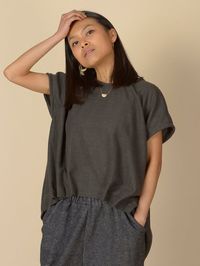 Haut oversize Léger, doux, et confortable Texture soyeuse, sensation agréable sur la peau | Urbain ethnique