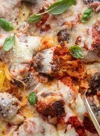 Spaghetti Squash and Meatballs - Baked Spaghetti Squash