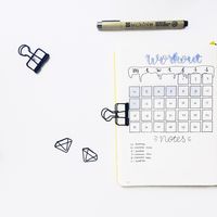 If you're looking to plan and keep track of your health and fitness goals, here are bullet journal page ideas for tracking health and fitness goals. These BuJo page layout ideas include weight and inches lost trackers, food and exercise logs, and weekly and monthly bullet journal spreads.