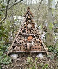 This would be great at a garden, backyard. Milo will love it.