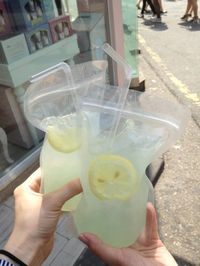 Such a great idea!! Bag o' lemonade - perfect for the beach! Freeze it first and take to beach/pool and squeeze to make it slushy.