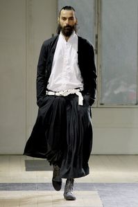 Yohji Yamamoto : Style Urbain Japonais (2011)