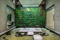 Michelle Obama hires stunning $23 million Hollywood Hills home with its own open-air shark tank | Daily Mail Online