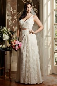 Plus Size Wedding Gown - Easily add sleeves! Wtoo Curve Plus Brides Eloise Gown Style 13118 | Watters.com