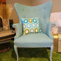Painting Upholstery with Annie Sloan Chalk Paint ®