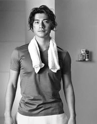 First saw #TakeshiKaneshiro in House of Flying Daggers & haven't been able to forget his face since