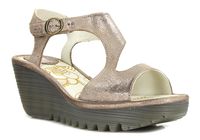 Fly London YANCA LUNA en vente chez Carré Pointu ! Grand choix de tailles et livraison gratuite.