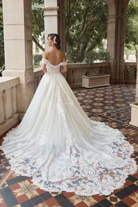 Rosalinda . Description: . Details: Sleeve Type: Off The Shoulder, Strapless;Waistline: Natural;Neckline: Off The Shoulder, Sweetheart;Fabric: Misty Tulle;Silhouette: Ball Gown;Brand: Sophia Tolli Première;Special Features: Detachable Bishop Sleeves Sold Separately