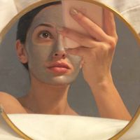 A fan fave, this purifying activated charcoal mask helps to draw out impurities, soaks up excess oil, and minimizes the appearance of pores for more clearer, radiant skin. Made with Volcanic Ash + Activated Charcoal + White Bentonite. Works for all skin types.