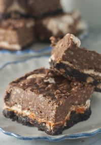 Peanut Butter Marshmallow Explosion Brownies - The Itsy-Bitsy Kitchen