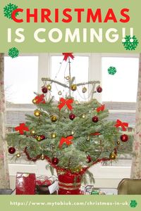 クリスマスツリーを飾るだけで気分はもう12月!いつか本物のもみの木を飾ってみたいな。#イギリスマニア