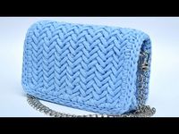 Crocheting a handbag with a herringbone pattern - YouTube