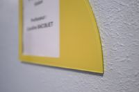 Signalétique du Trait d’Union, Cité culturelle et sociale 2020, Armentières Située dans un ancien collège de 6000 m², la cité rassemble de nombreux services et accueille un public d’une grande mixité sociale et générationnelle. L’enjeu était de créer l’adhésion des usagers, élèves, salariés, bénévoles qui se rendent chaque jour sur le site ; de créer un lieu rassurant, chaleureux, attractif...
